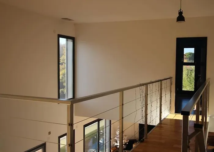 Contemporaine, Jardin Méditerranéen Et Piscine Privée Villa *