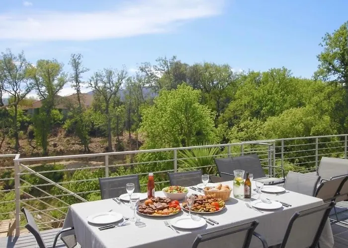 Contemporaine, Jardin Mediterraneen Et Piscine Privee *